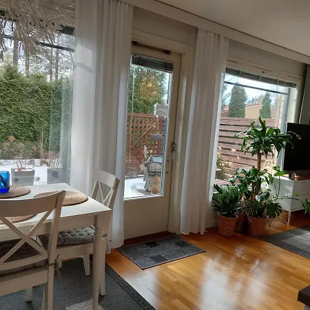 Vadelma Apartment Naantali